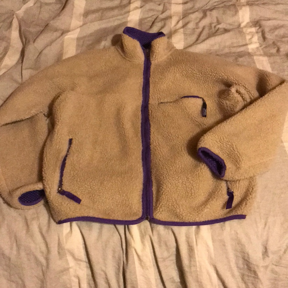 Patagonia fizzy zip up, cream and purple